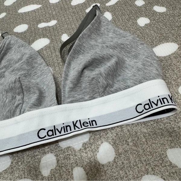 Calvin Klein Icon Cotton Modal Lined Triangle cotton bralette Heather logo - Image 3
