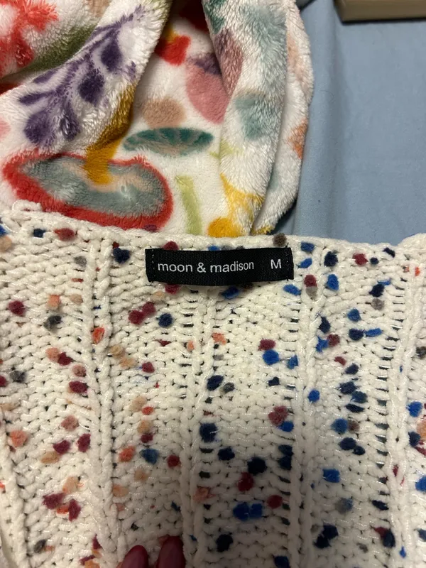 Cozy sweater  - Image 2