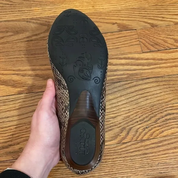 Indigo by Clarks Snakeskin Pattern Slip On Shoes heeled loafer‎ size 7.5 - Image 10