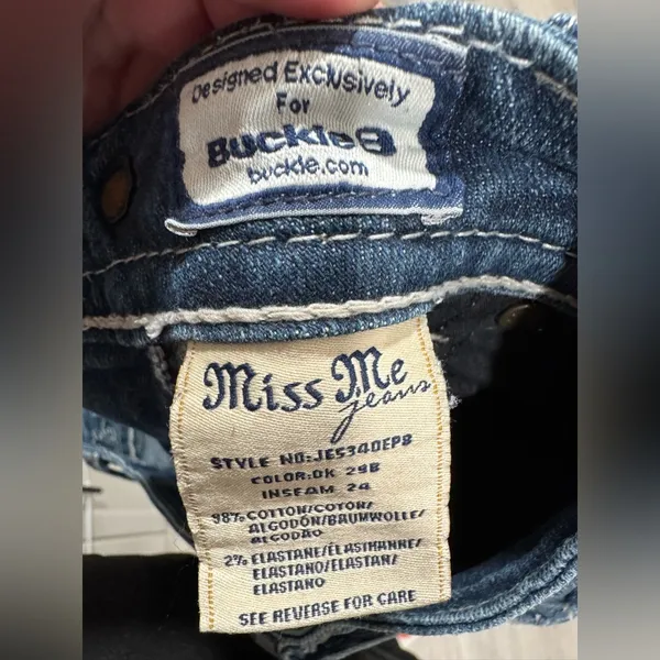 Miss Me Easy Capri Size 26 - Image 5