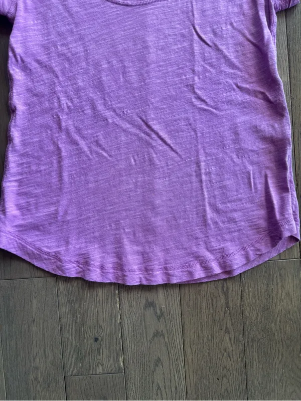 Banana Republic Lavender Scoop Neck Short Sleeve Tee - Image 6