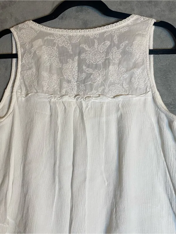 Democracy lace detail short sleeve flowy cottage top size medium hippie festival - Image 7