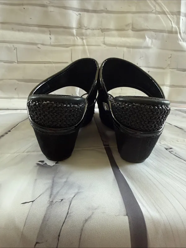 Donald J. Pliner Gyer Leather Black Wedge Sandals - Image 4