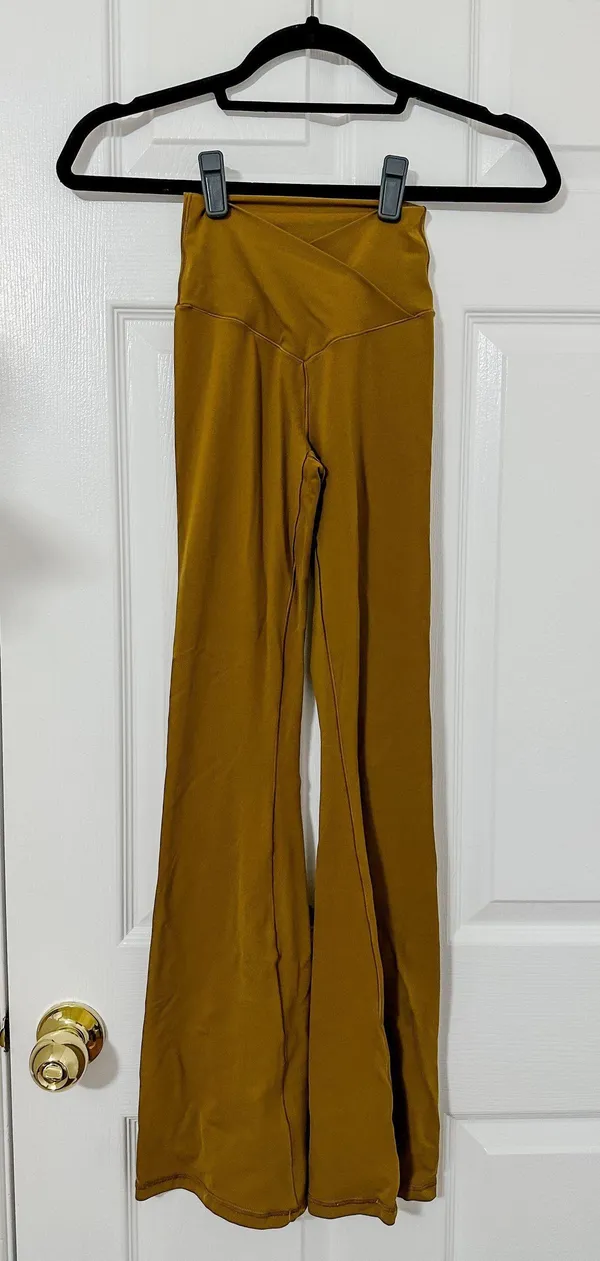 Aerie Crossover Flare Leggings - Image 2
