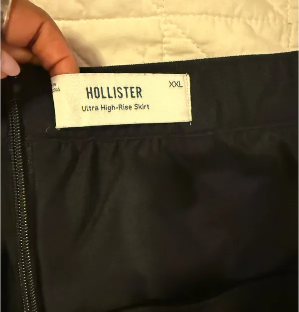 Hollister black skort - Image 4
