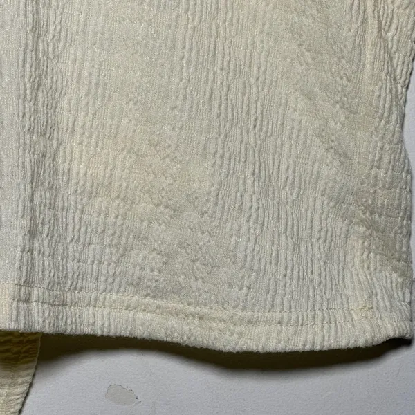 Cream Textured Puff Sleeve Tie Back Crop Top‎ Shirt - Image 8