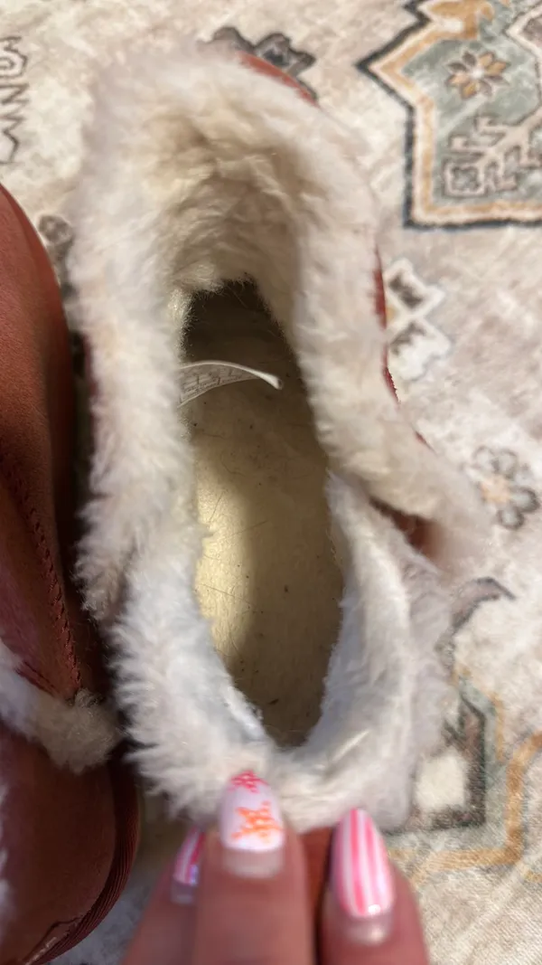 Koolaburra by UGG Boots Short - Image 2