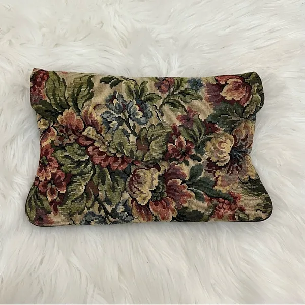 Vintage 90’s Floral Tapestry Purse/ Clutch - Image 2