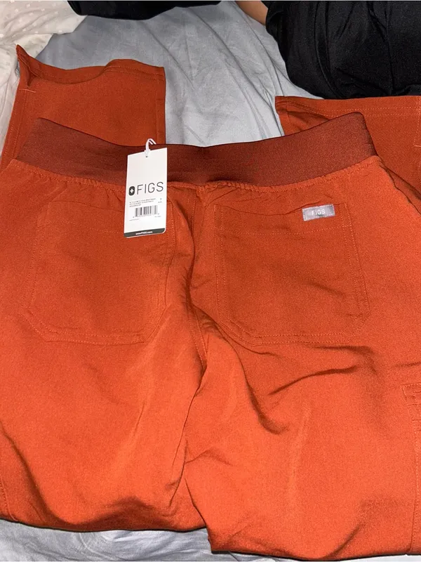 FIGS Yola Skinny Scrub Pant Limited Edition Auburn Petite - Image 7