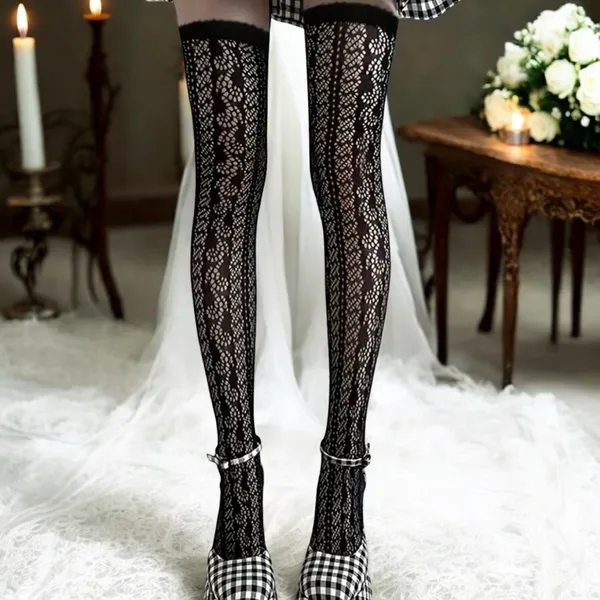Black Lace Hollow - Image 4