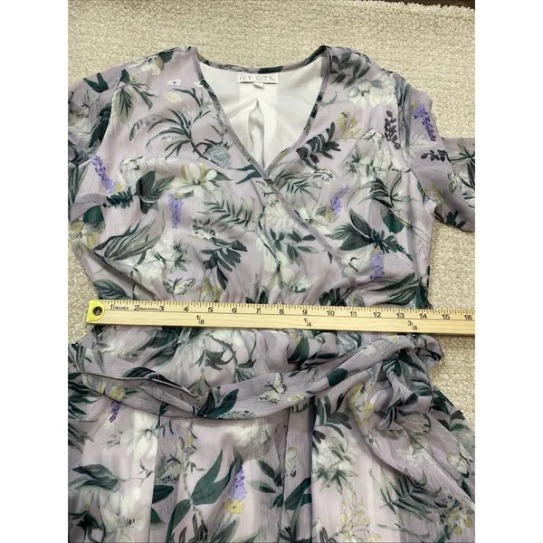 Ivy City Co Sweet Caroline Floral Maxi Dress Size M Lavender Wrap Smocked Sleeve - Image 11
