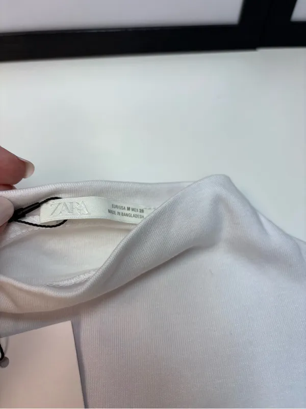 Zara White Sleeveless Mock Neck Tank Top NWT Size M - Image 3