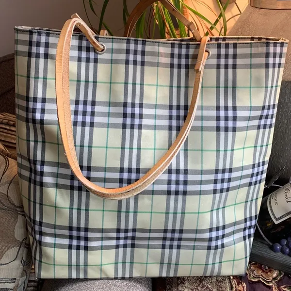 Authentic VINTAGE BURBERRY Checkered medium long tote - Image 2
