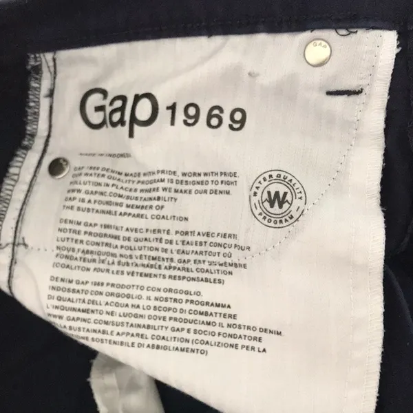 Gap Skinny Ankle Jeans - Image 5