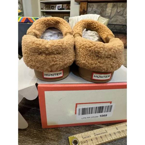 Hunter Women's W Play Sherpa Insulated Clog Tawny Tan Size 6!!!! - Image 5