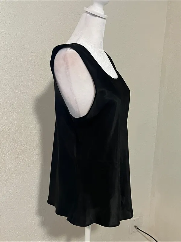 Women's Black Satin Scoop Neck Camisole - Image 2