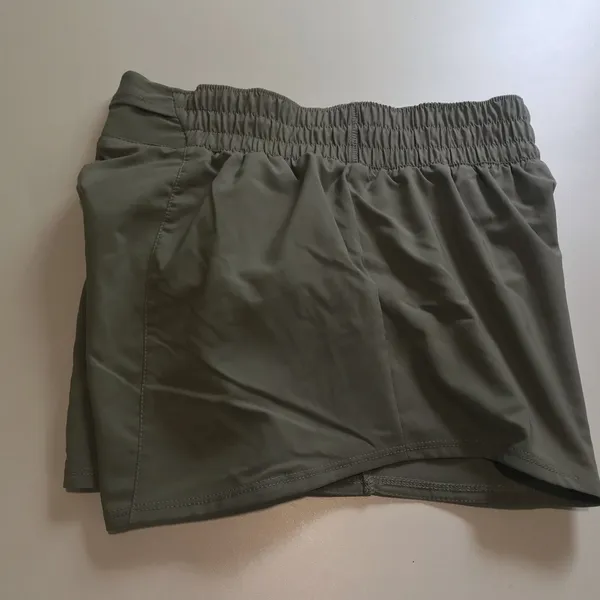 Nike Women's Gray Shorts - Image 5