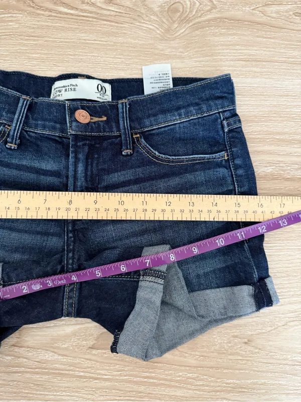 Abercrombie & Fitch 00/24 Low Rise Denim Short Shorts Cuffed Dark Wash 2000s Y2K - Image 7