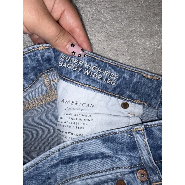 American Eagle Super High Rise Baggy Wide Leg Jeans Women's 00 EUC - Image 5