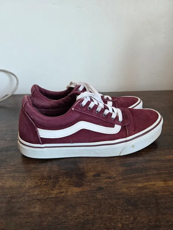 Vans Ward Low Top Sneakers Burgundy Maroon Skater Grunge Casual Comfy Women 8.5 - Image 3