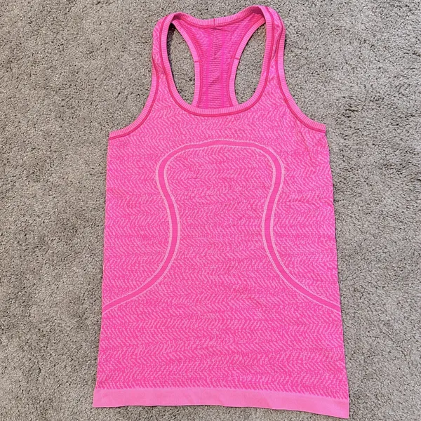 LULULEMON Swiftly Tech Racerback in Heathered Raspberry Glo Light Sz. 4 - Image 7
