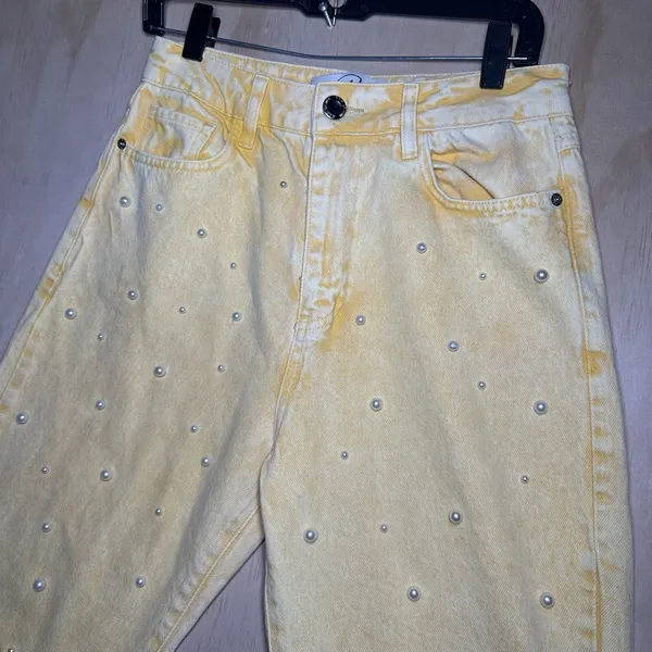 Yellow Pearl-Studded Denim‎ Jeans – Women’s Size L. NWT - Image 2