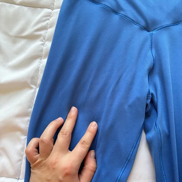 OFFLINE by Aerie Real Me Crossover 7/8 Leggings Blue High Rise V-Waist Medium - Image 2