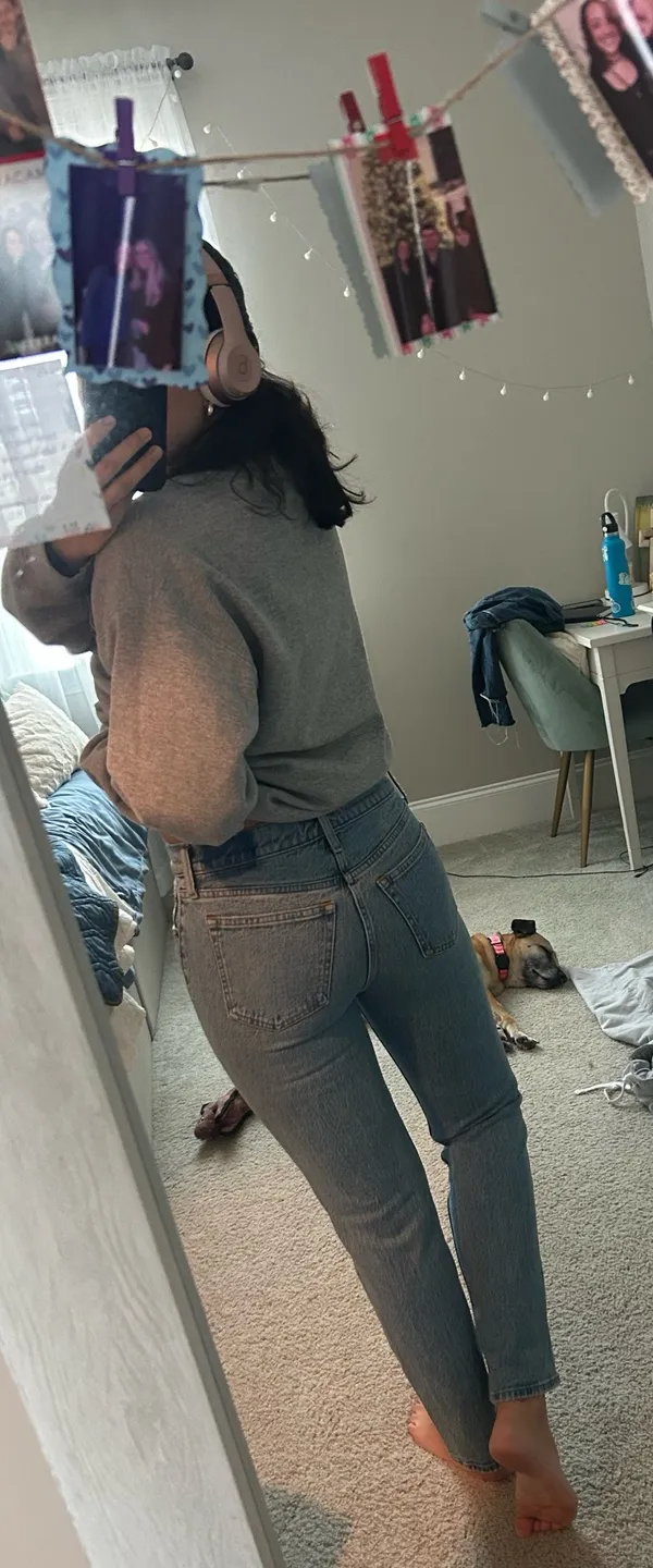 Abercrombie Mid-Rise 90s Straight Jeans Short - Image 2