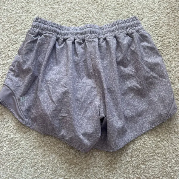 Lululemon Hotty Hot Lined Short 4" - Image 3