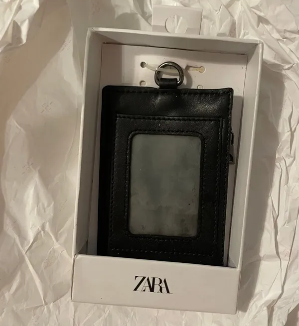 Zara SOLID COLOR LEATHER CARDHOLDER COIN PURSE (New with Box) - Image 2
