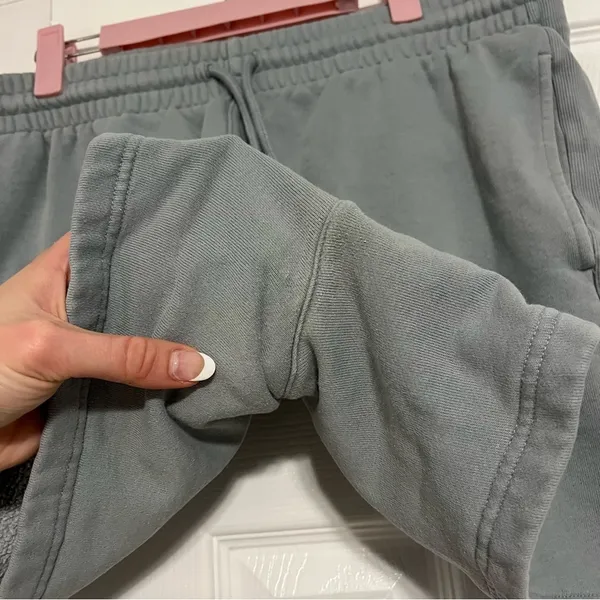 Aritzia TNA CozyAF Shorts - Image 4