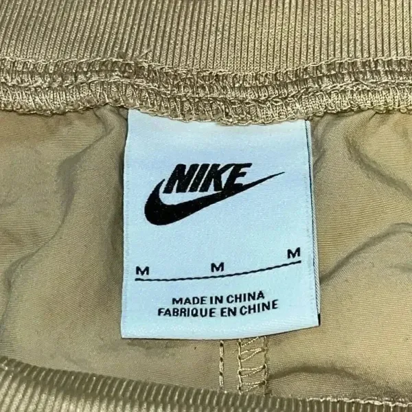 Nike Women’s Essential Woven Loose High Rise Curve Pants Shearling Pockets‎ Med - Image 6