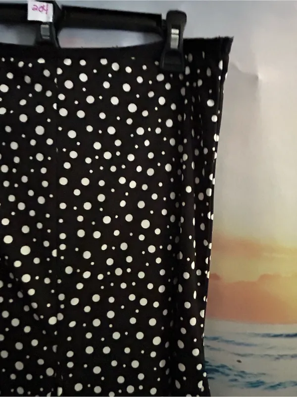 Emma James By Liz Claiborne Women's Black Polka Dot A-Line Skirt MD - Image 3
