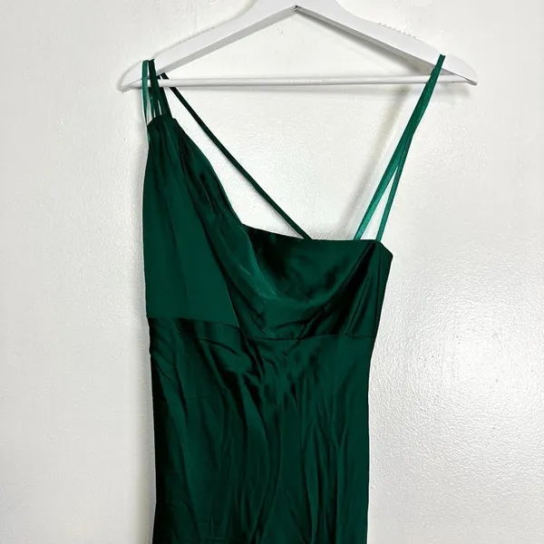 MAC DUGGAL One-Shoulder Satin Trumpet Gown in Emerald Green Size US 4 - Image 3