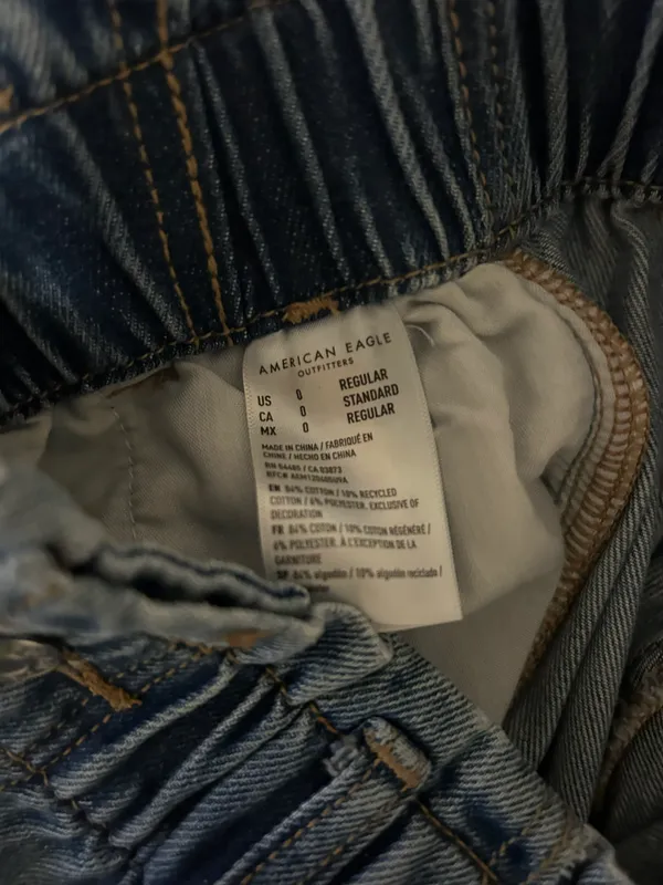 American Eagle Jeans - Image 4