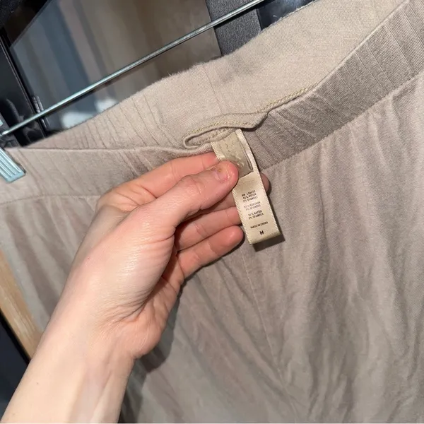 SKIMS taupe pajamas shorts high rise cooling pjs soft - Image 2