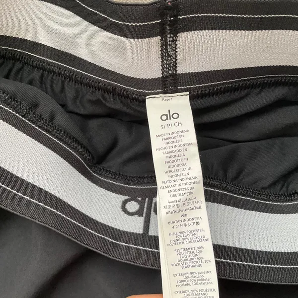 Alo Yoga Match Point Short Black S - Image 3