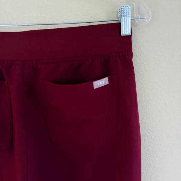 FIGS Zamora Jogger Scrub Pants Womens XS Burgundy‎ Maroon - Image 5