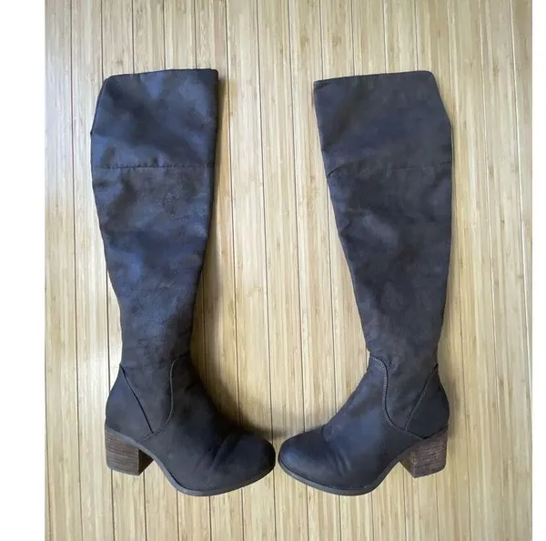 Report Fisher Women’s Boots Size 7.5 Riding Boot Over the Knee Brown Half Zip - Image 2