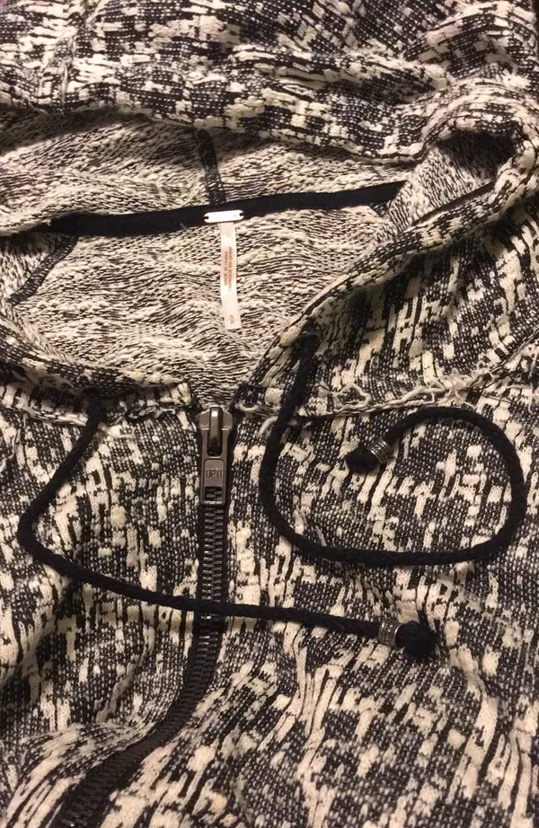 Free People Come Out of Style 2-Pocket Gray Knit Zip Hoodie EUC S - Image 7