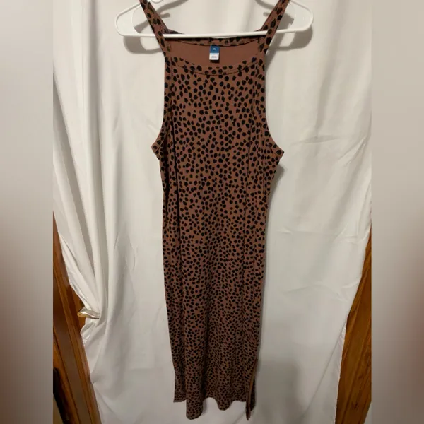 Old Navy Fitted Leopard-Print Sleeveless Rib-Knit Midi Dress Size XL - Image 4