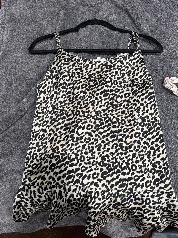 Easel Leopard print Boutique top - Image 2
