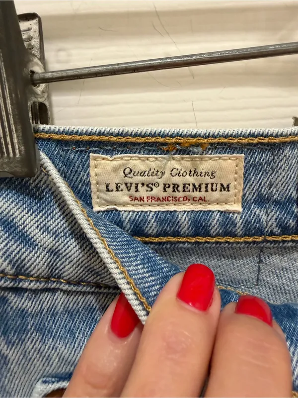 Levi's Light Blue Denim 501 Skinny High Waist Button Fly Jeans Size 24x28 - Image 4