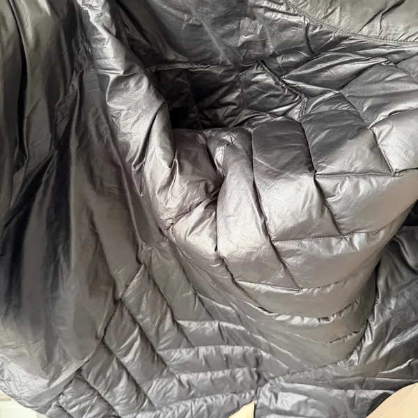 Patagonia Black Down Jacket Women’s Small Lightweight Puffer - Image 7