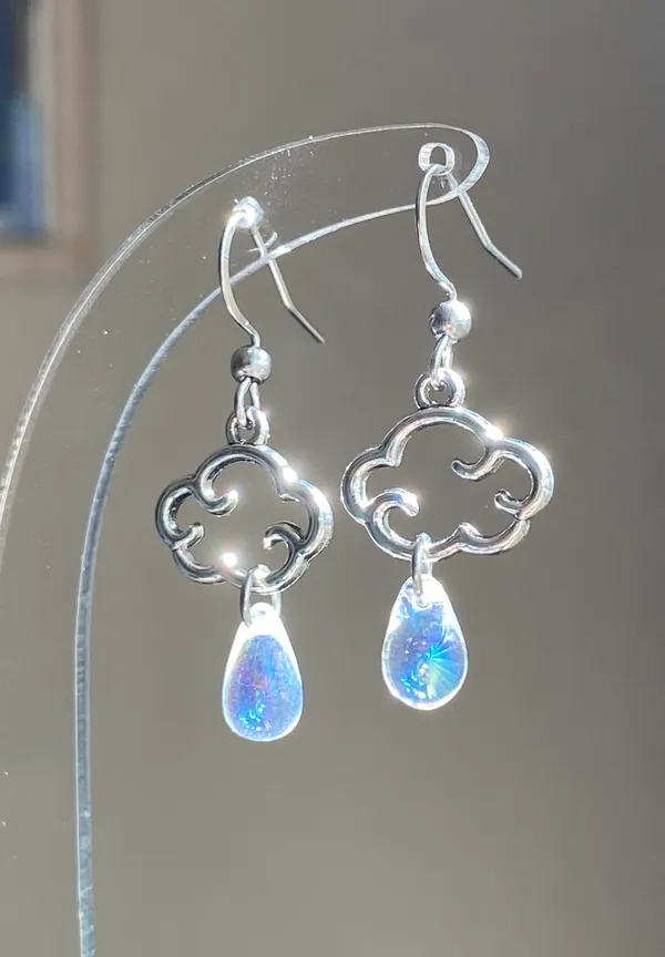 Handmade cute cloud teardrop dangle earrings ☁️💧 - Image 2