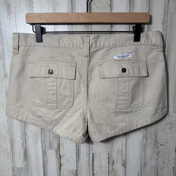 Abercrombie &‎ Fitch Vtg Y2K Khaki Cream Button Mini Micro Short Womens Size 8 - Image 3