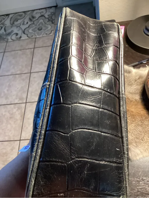 Dooney & Bourke Black Croc-Embossed Crossbody Bag - Image 9