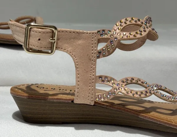 Unlisted by Kenneth Cole Embellished Wedge Sandals Size 7 - Image 7