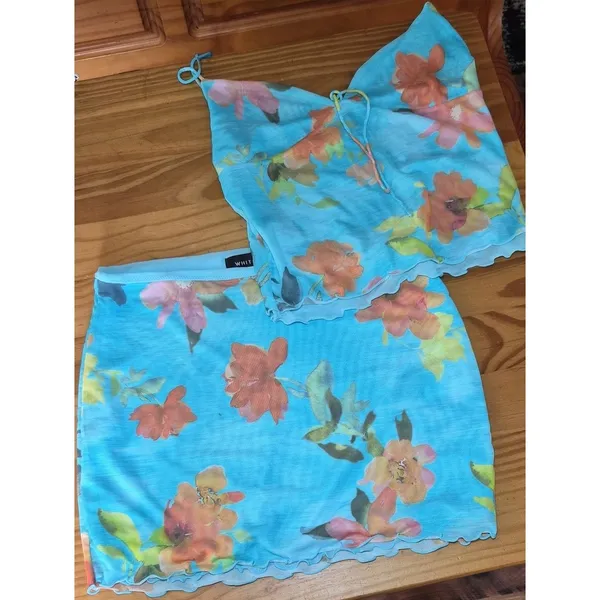White-fox-boutique Women's Blue and Pink Vest - Image 10