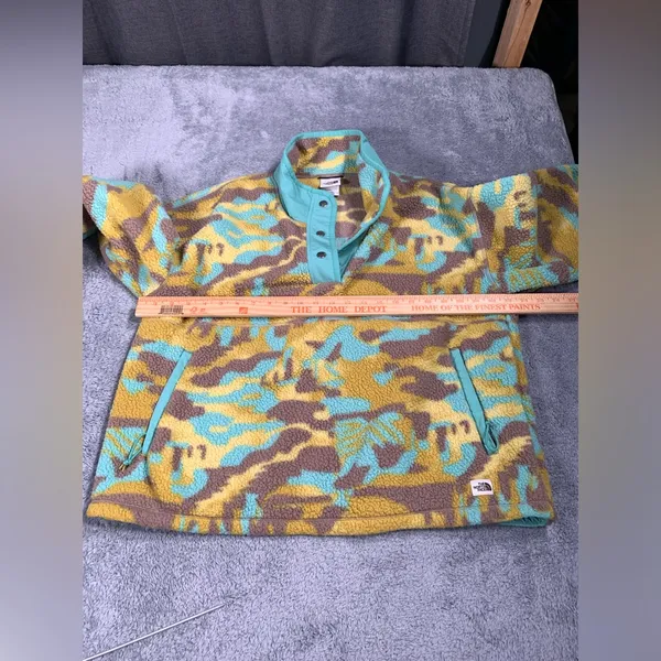 The north face Cragmont Fleece 1/4 Snap Jacket in a camouflage large - Image 7